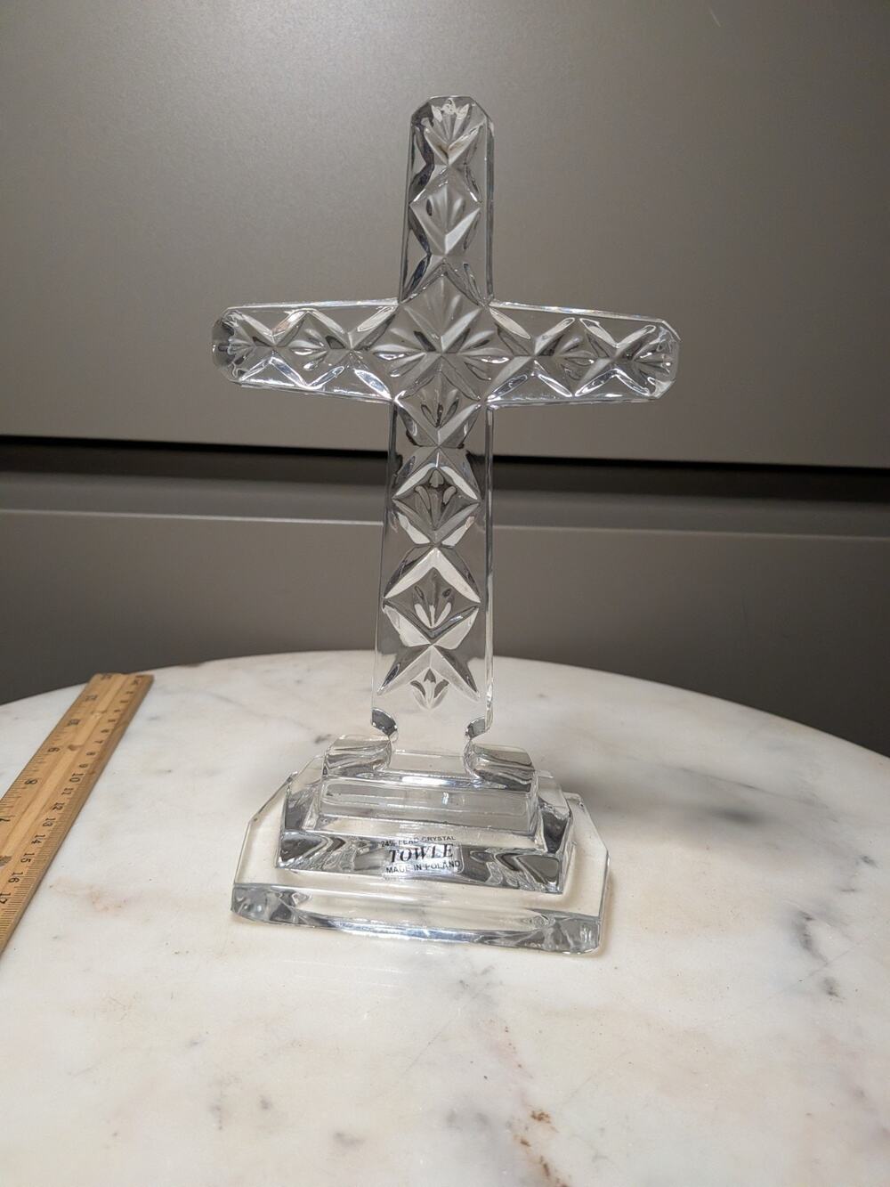 Towle 24% Lead Crystal Cross Figurine Standing Diamond Cut Poland 10 Inch